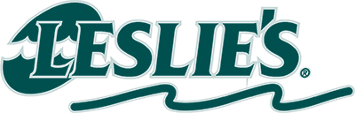 Logo avec le texte « LESLIE'S » en bleu sarcelle.